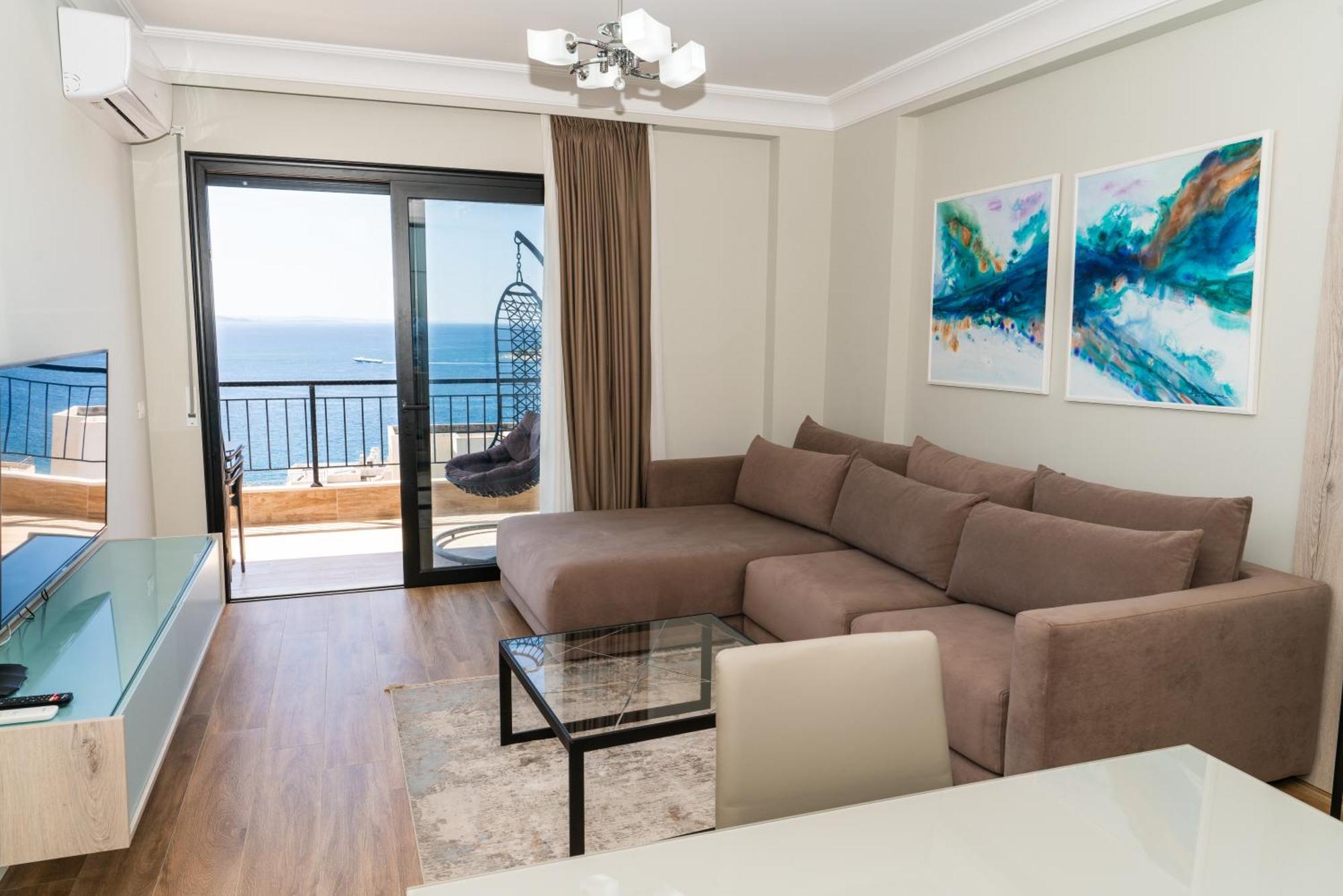 Blissful Apartments Sarandë エクステリア 写真