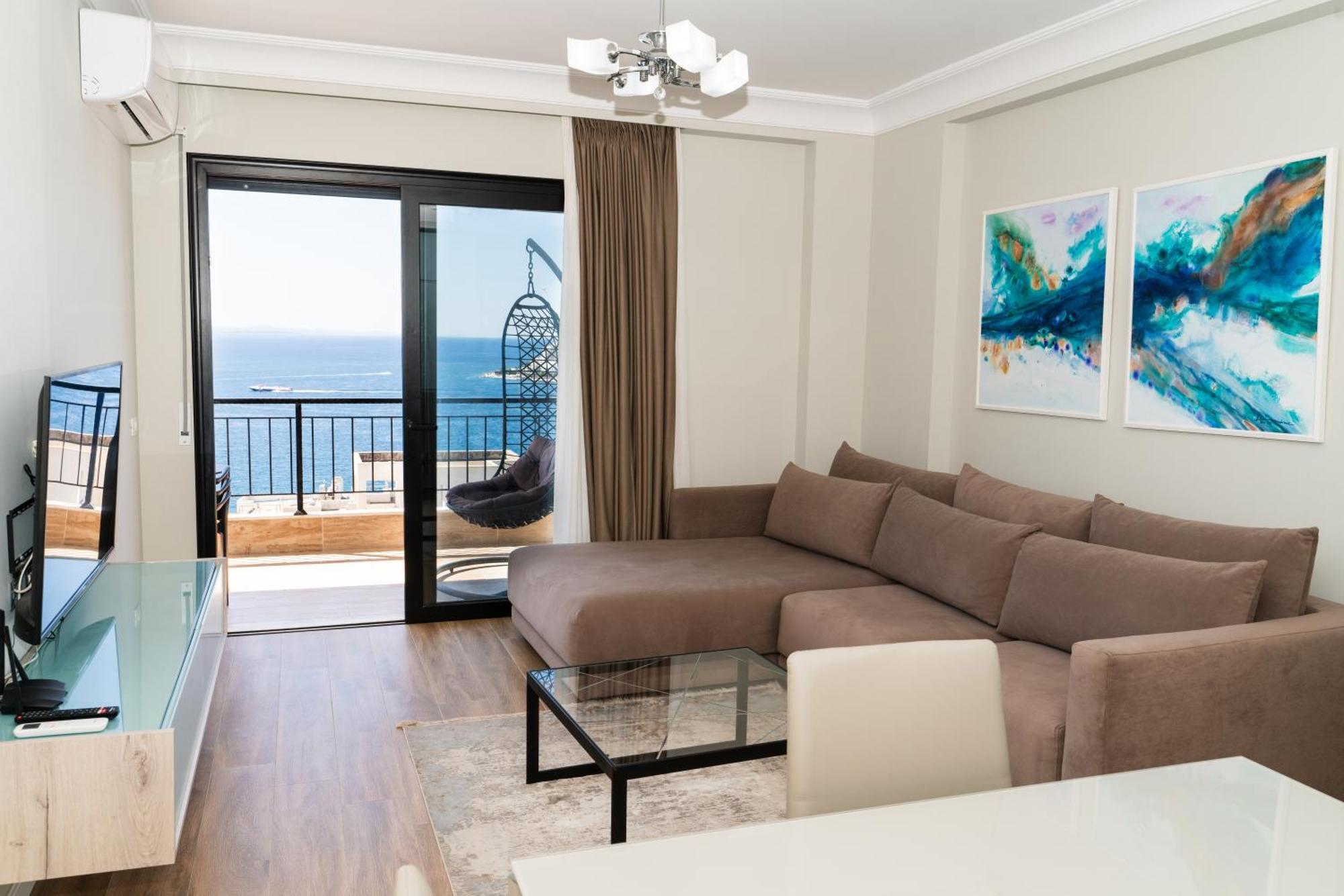 Blissful Apartments Sarandë エクステリア 写真